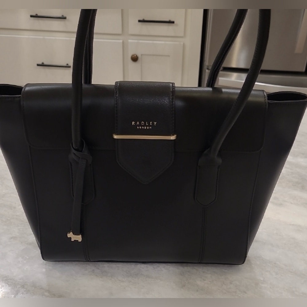 Radley London EUC All Leather Tote